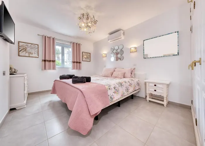 Brisas Complex, 104 בית נופש